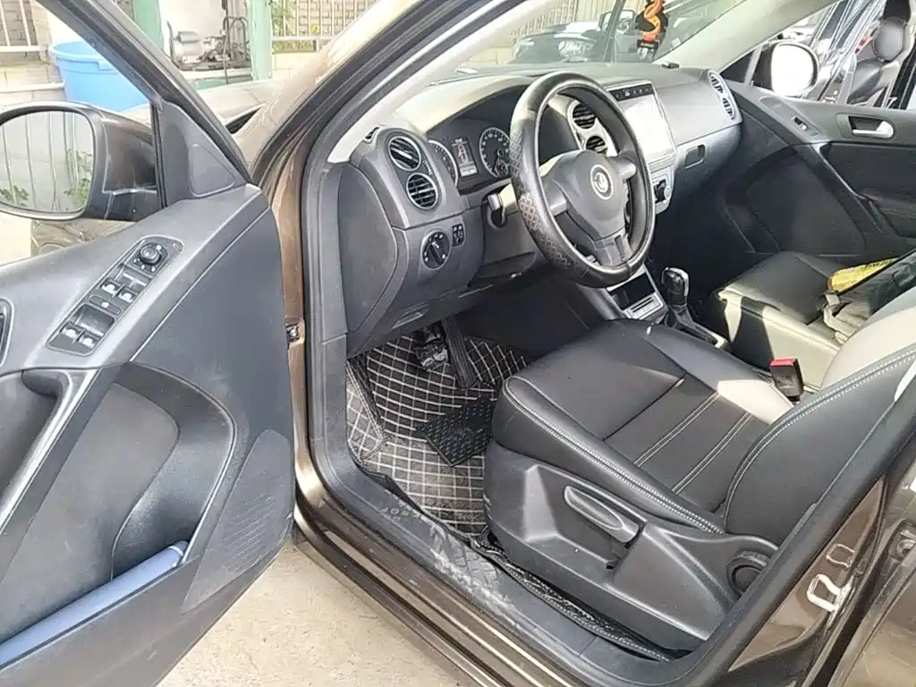 Volkswagen Tiguan — миниатюра 16