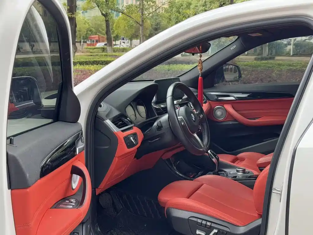 BMW X2 — миниатюра 14