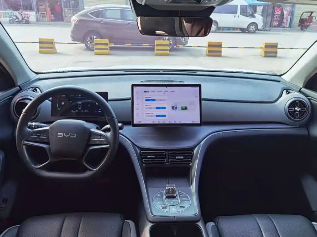 BYD SEA LION 05 DM I