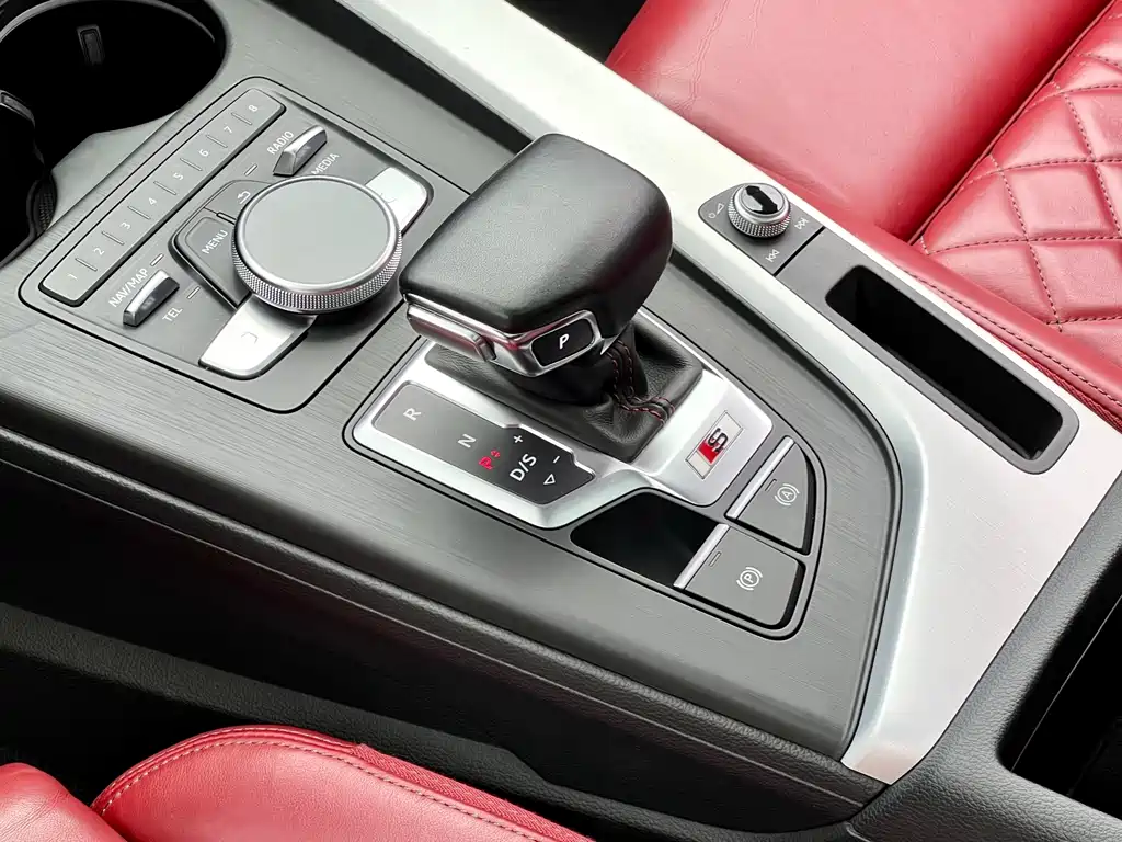 Audi S4 — миниатюра 17