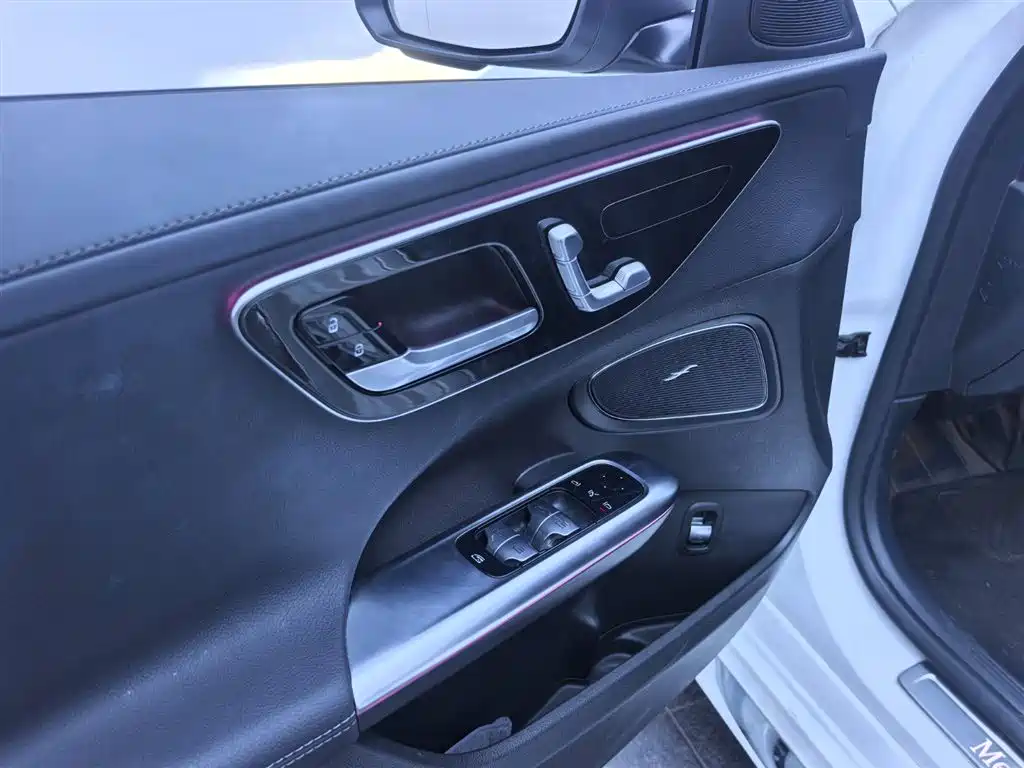 Mercedes-Benz C-Class C 2025 C 260 L Sport