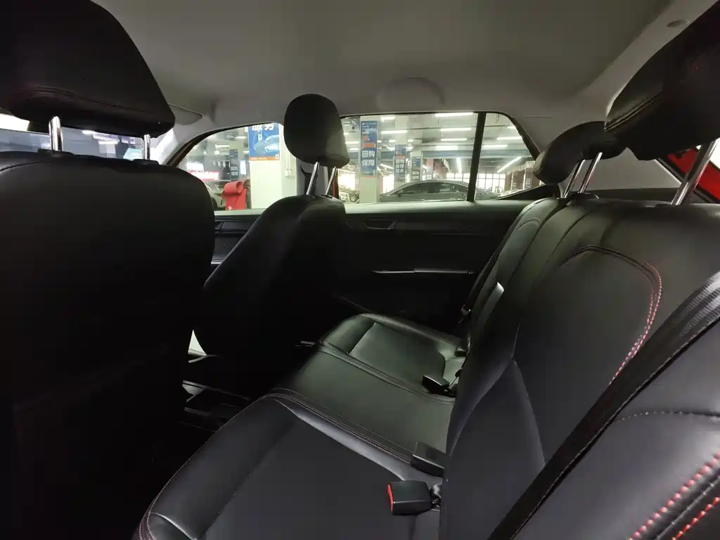 Skoda Fabia — миниатюра 6