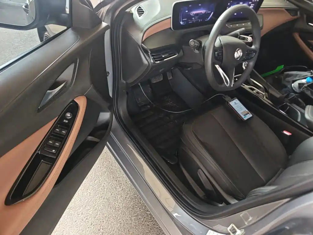 Buick Verano — миниатюра 16