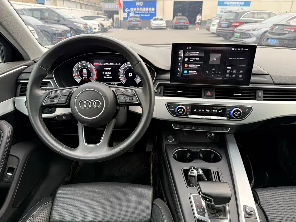 Audi A4L 2023 40 TFSI Luxury