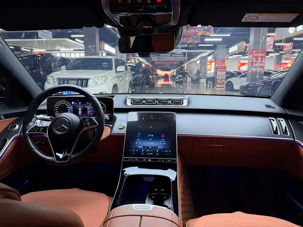 Mercedes-Benz S-Class — миниатюра 6