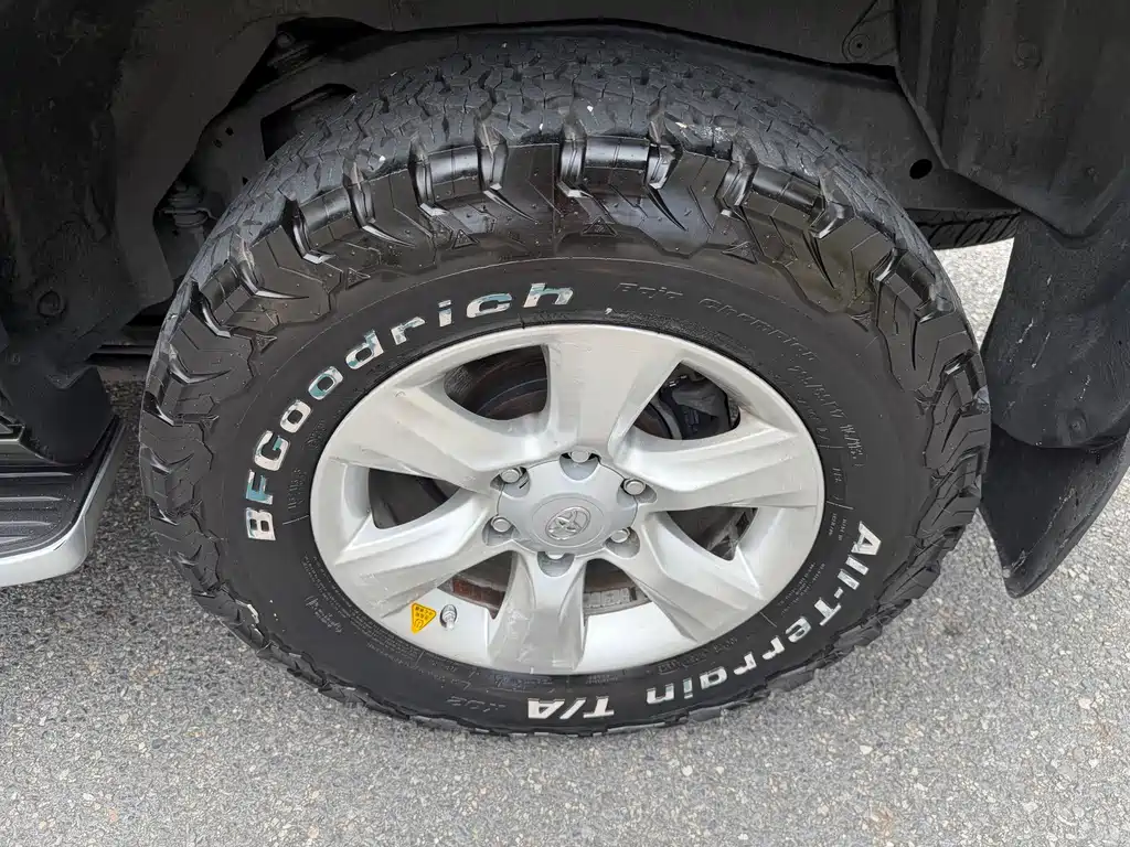 Toyota Prado — миниатюра 16
