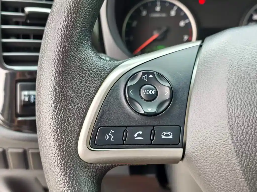 Mitsubishi Outlander — миниатюра 8