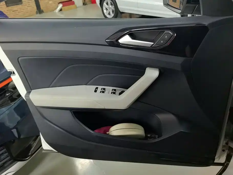 Volkswagen Tharu — миниатюра 7