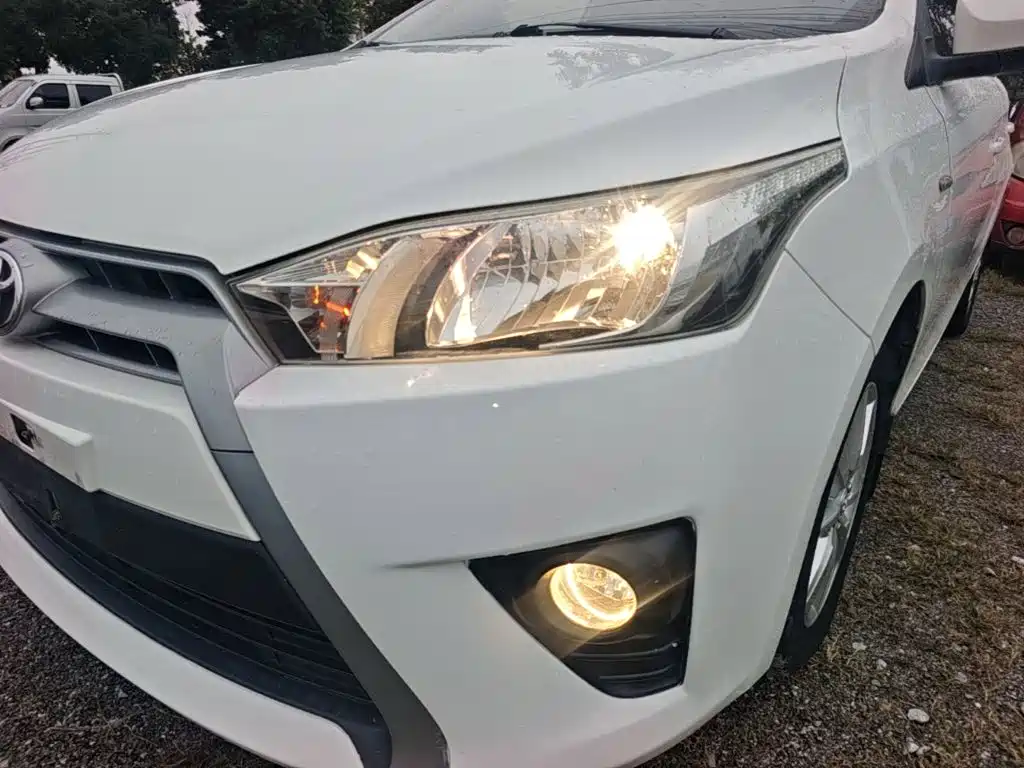 Toyota Yaris L — миниатюра 24