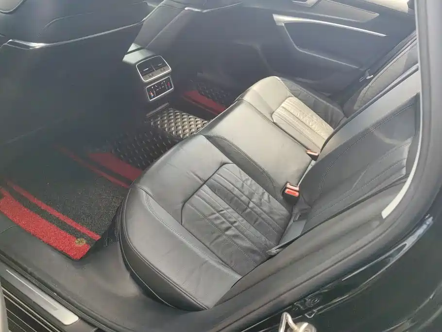 Audi A6L — миниатюра 11