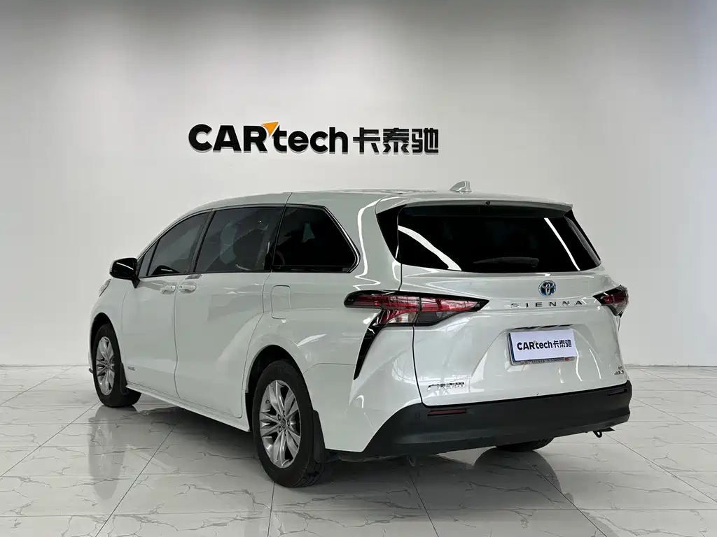 Toyota Sienna 2023 2.5L Comfort