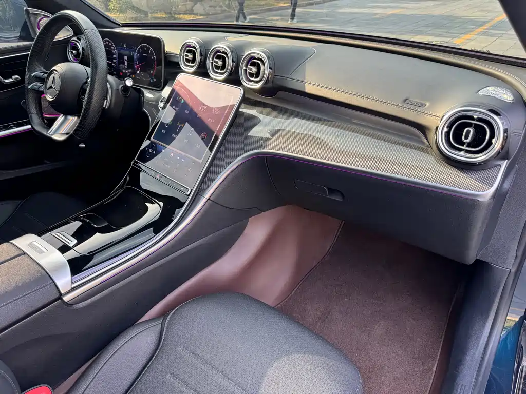 Mercedes-Benz C-Class — миниатюра 21