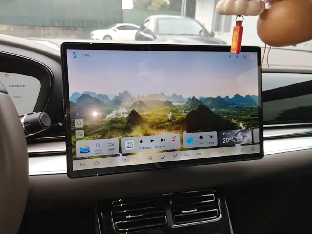 BYD Han — миниатюра 13