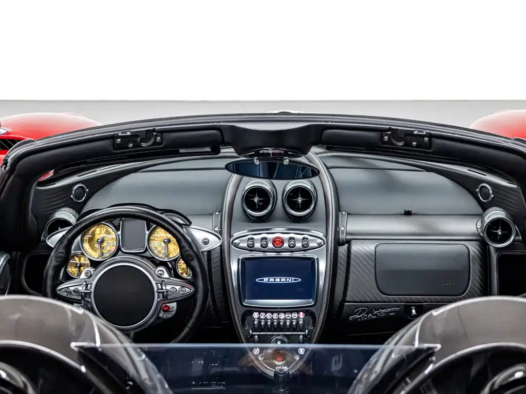 Pagani Huayra — миниатюра 17