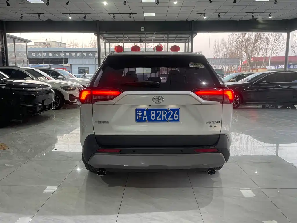 TOYOTA RAV4 RONGFANG