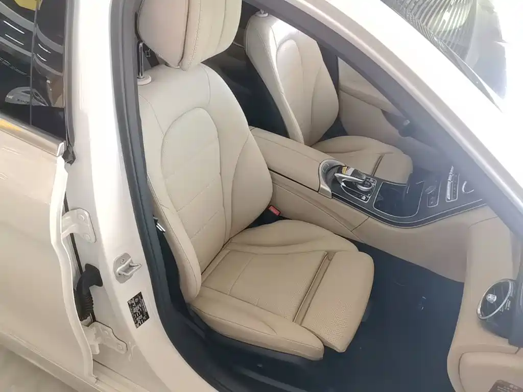 Mercedes-Benz C-Class — миниатюра 25