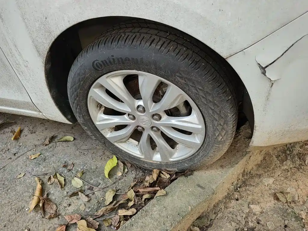 Buick Excelle — миниатюра 24