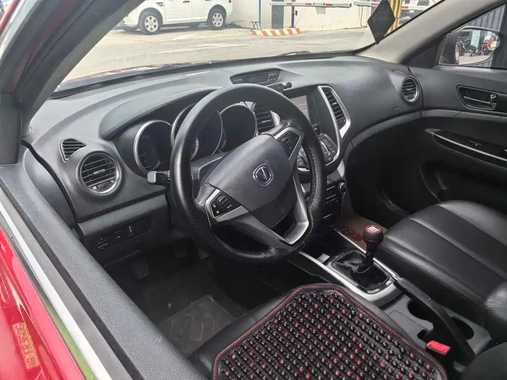 Changan Eado 2015 1.6L MT Luxury V
