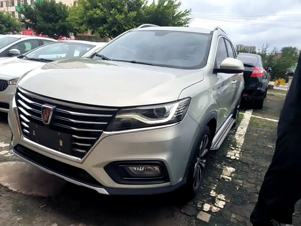 Roewe RX5