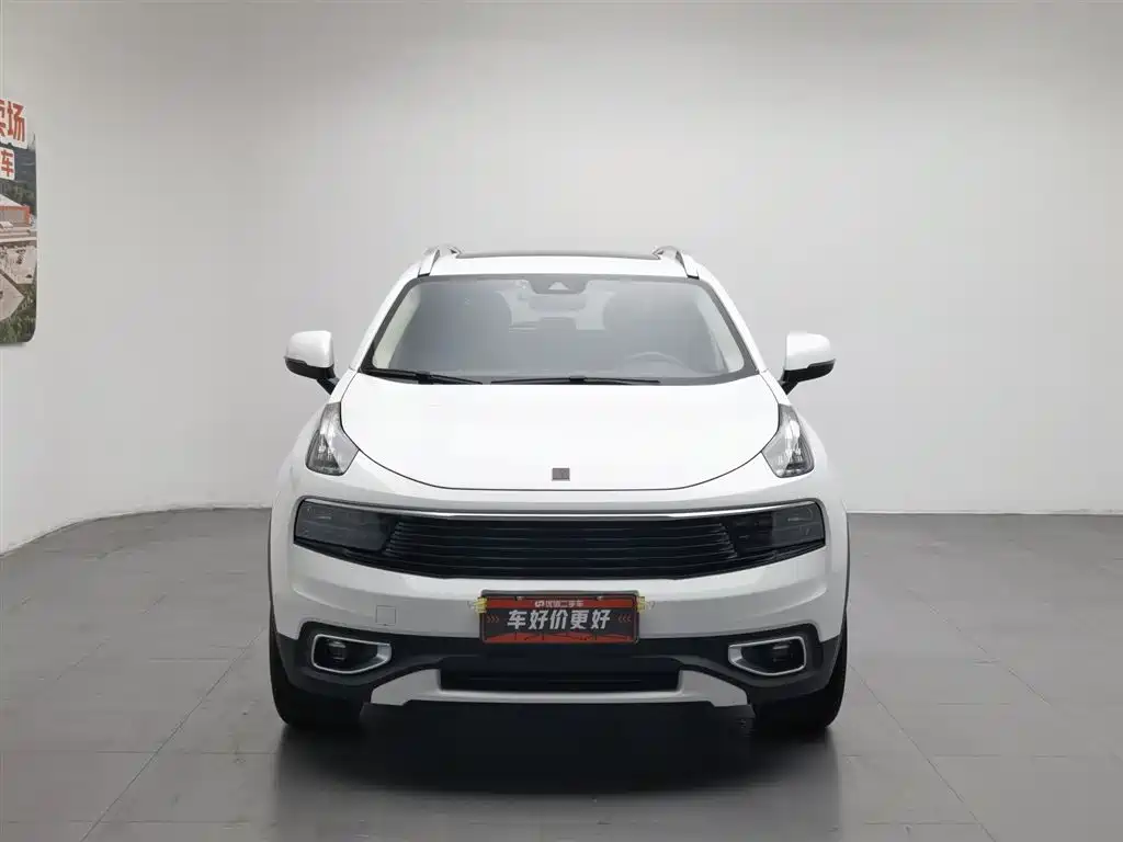 Lynk & Co 01 2017 2.0T Pro