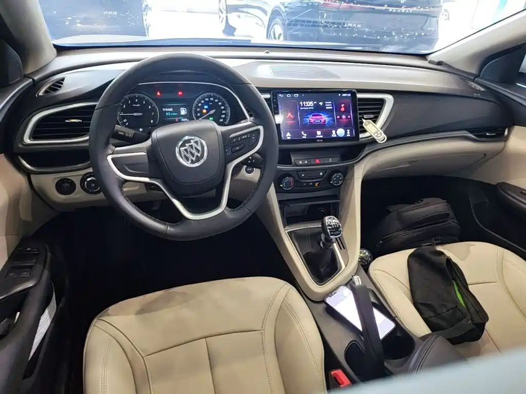 Buick Excelle — миниатюра 10