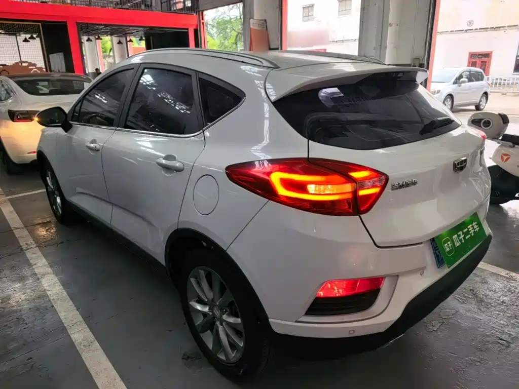 Geely Emgrand GS — миниатюра 5