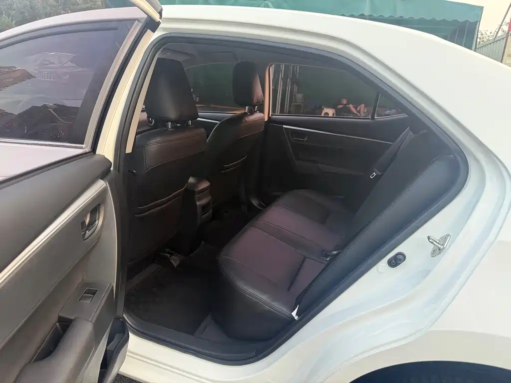 Toyota Corolla — миниатюра 6