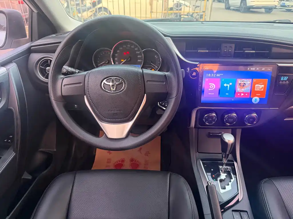Toyota Corolla — миниатюра 8