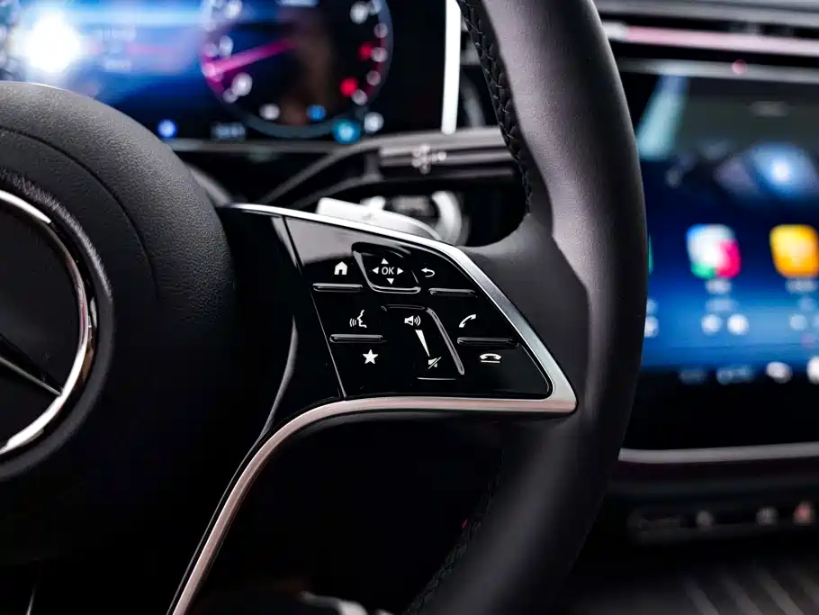 Mercedes-Benz E-Class — миниатюра 28