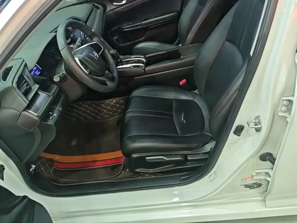 Honda Civic — миниатюра 15