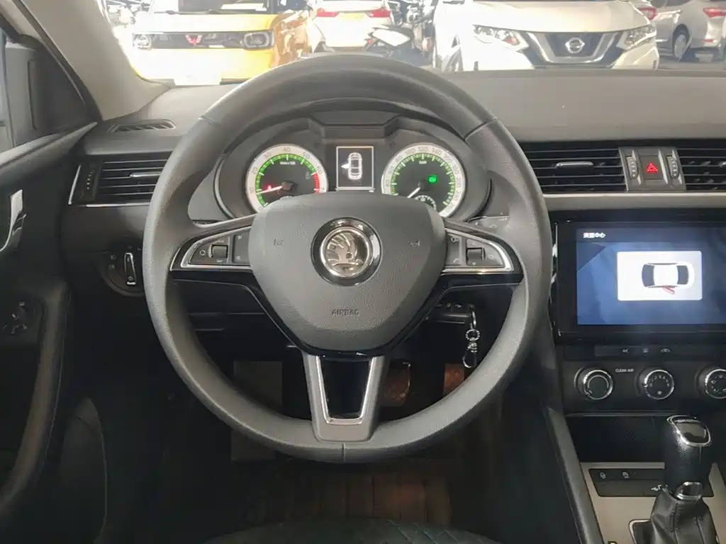 Skoda Octavia — миниатюра 11
