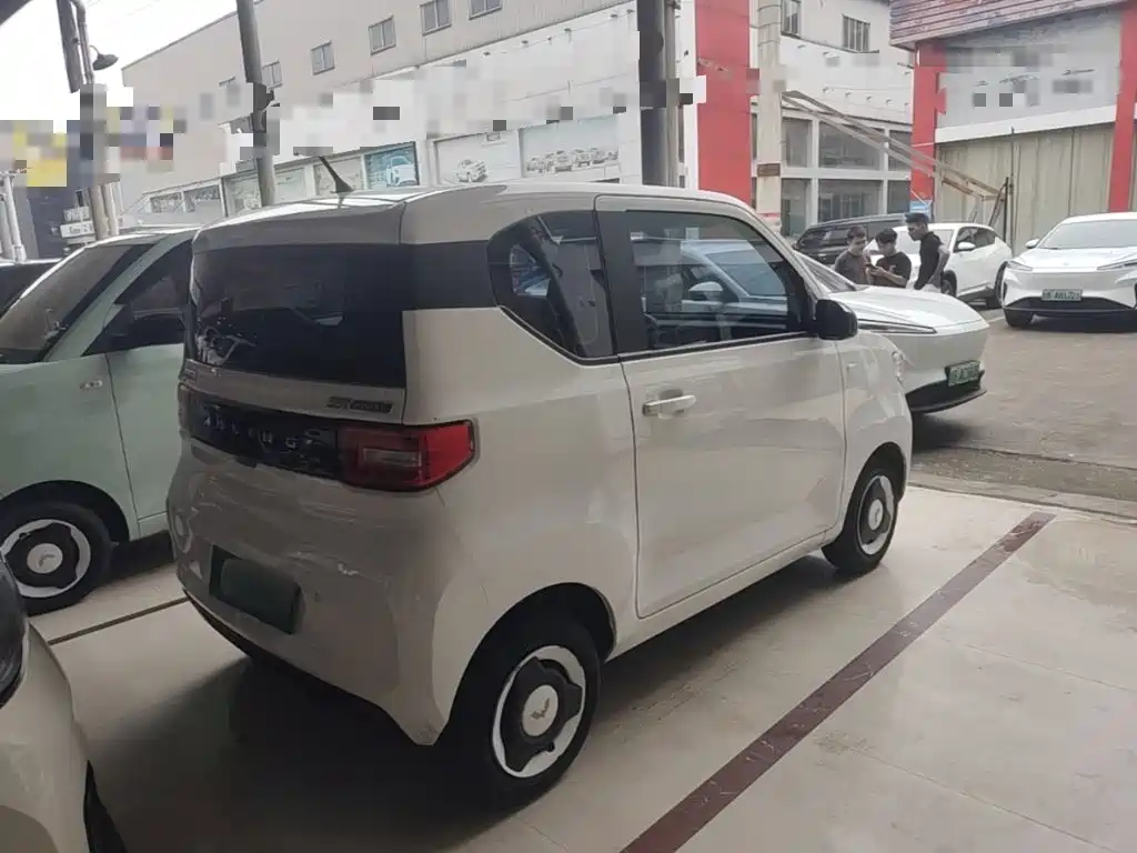 Wuling MINIEV — миниатюра 7