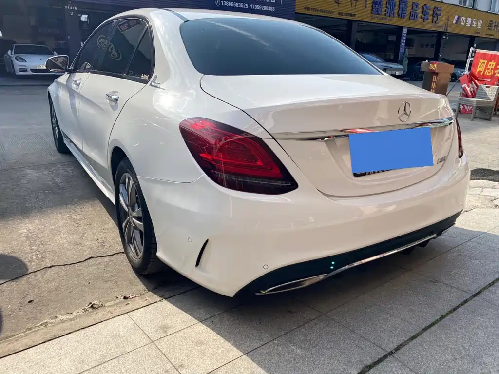 MERCEDES-BENZ C CLASS