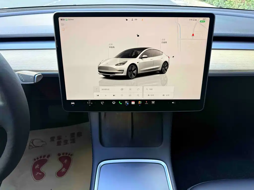 Tesla Model 3 — миниатюра 16