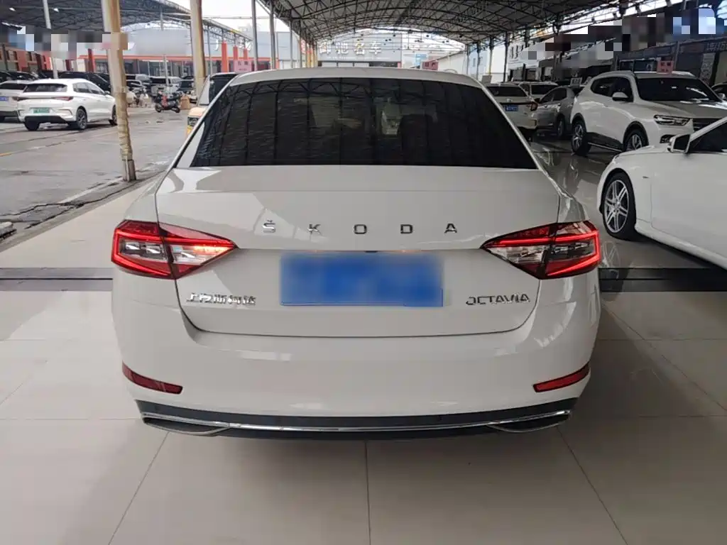 Skoda Octavia — миниатюра 6