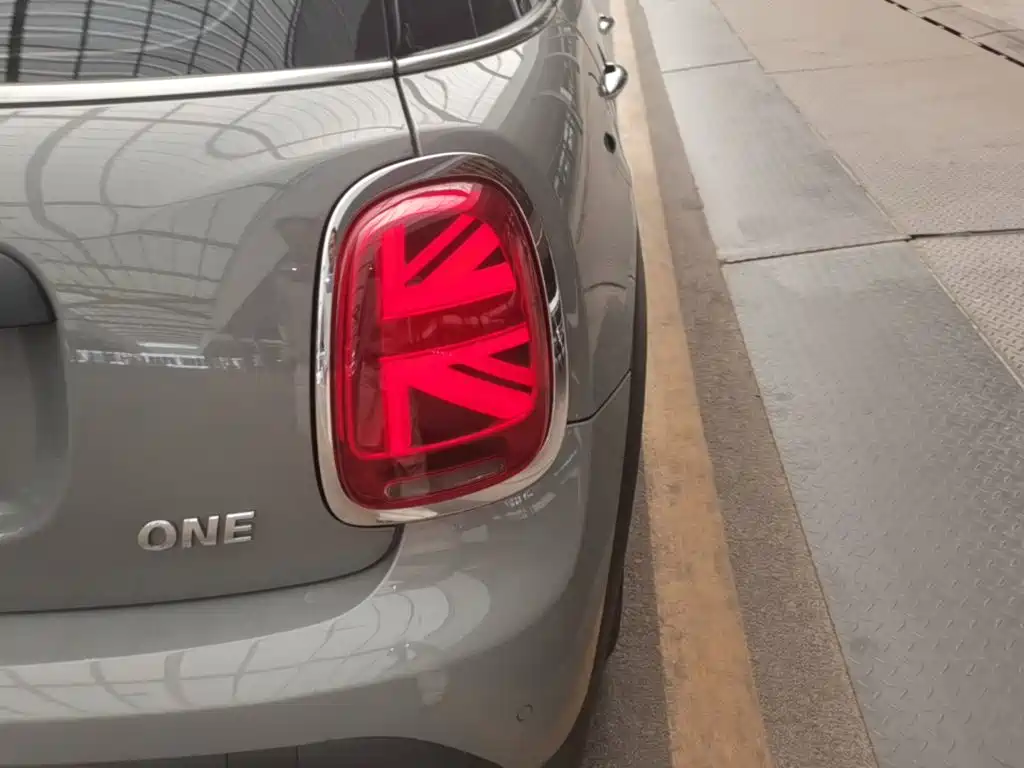 MINI Mini — миниатюра 8
