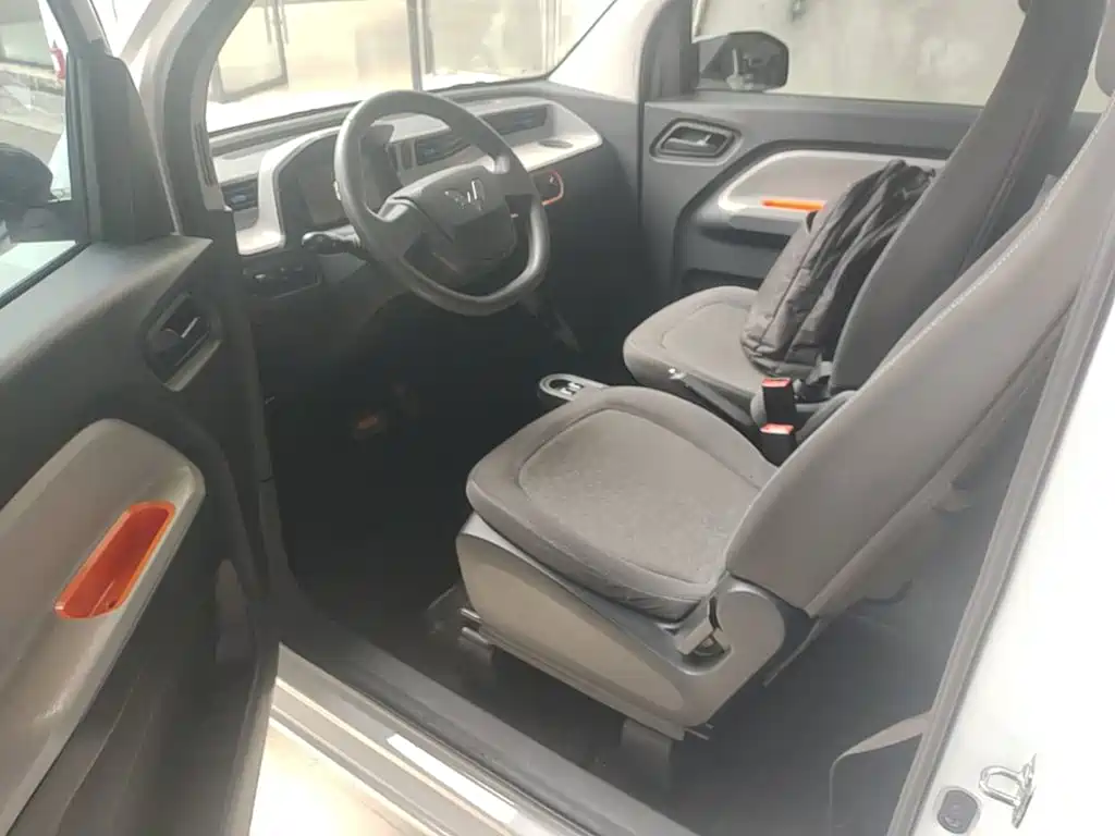 Wuling MINIEV — миниатюра 16