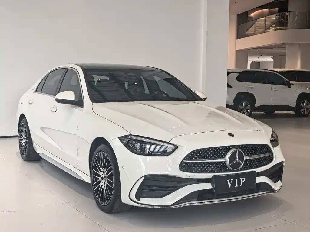 Mercedes-Benz C-Class — миниатюра 3