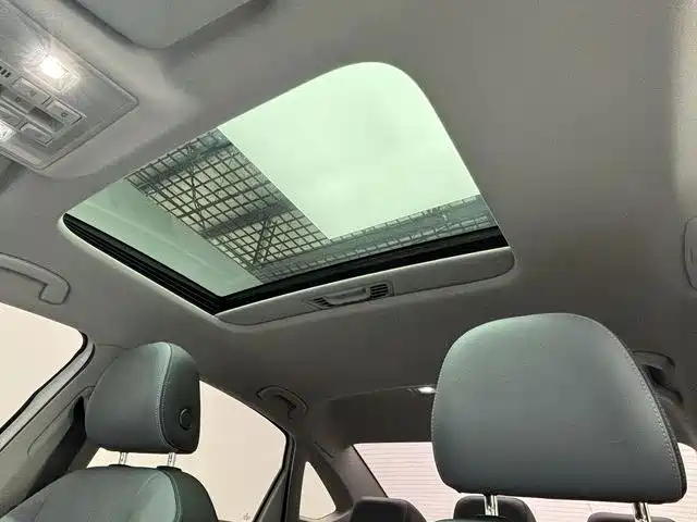 Volkswagen Lavida — миниатюра 9