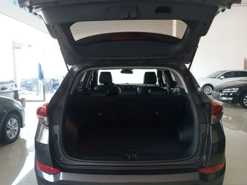 Hyundai Tucson — миниатюра 19