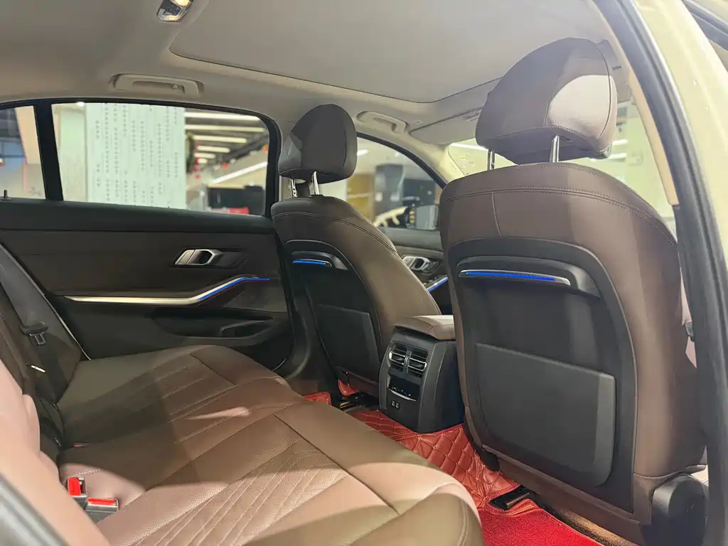 BMW 3 Series — миниатюра 12