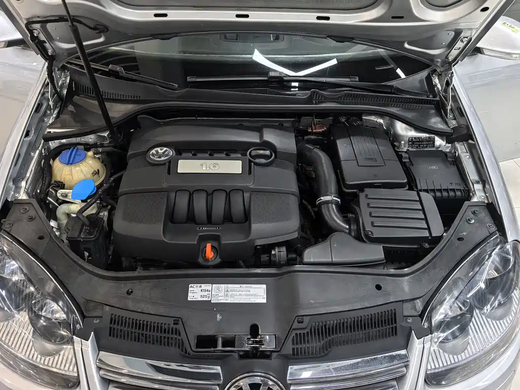 Volkswagen Sagitar — миниатюра 16