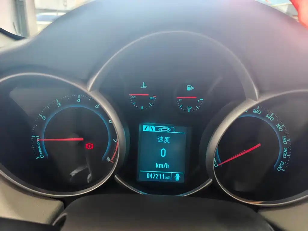 Chevrolet Cruze — миниатюра 8