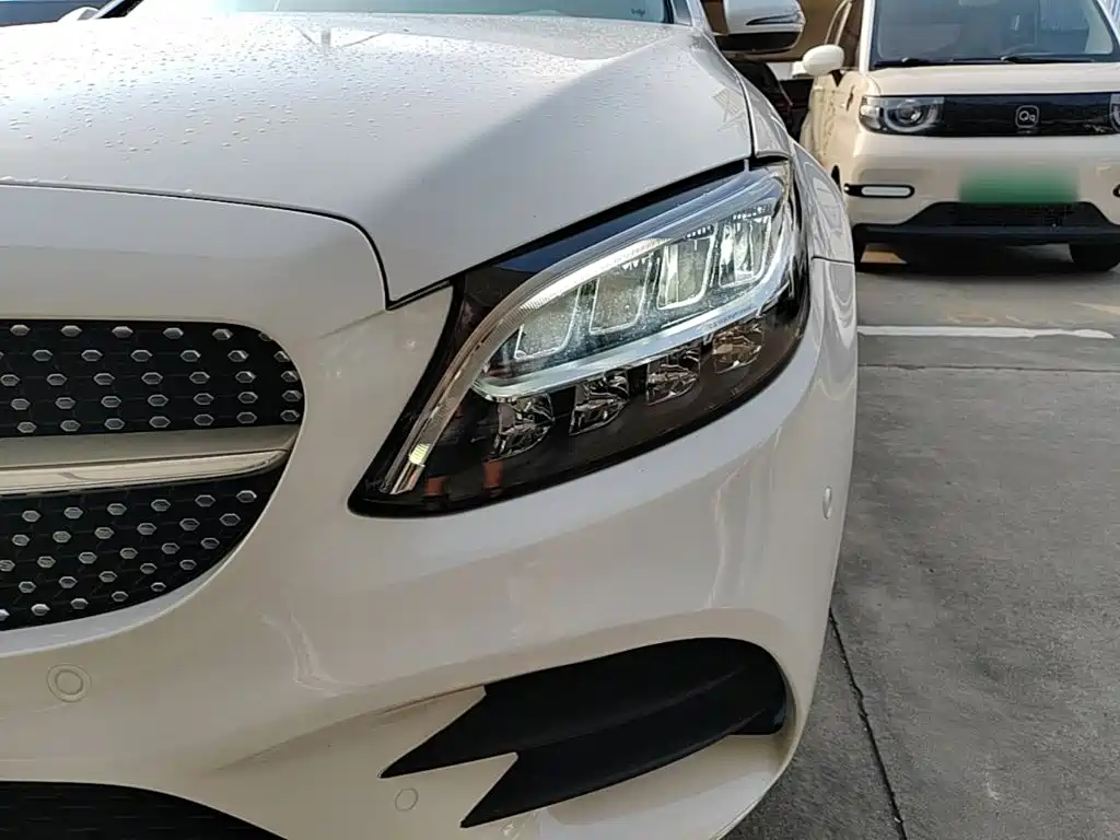 Mercedes-Benz C-Class — миниатюра 24