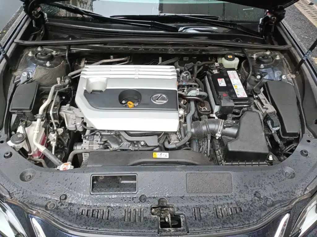 Lexus ES — миниатюра 16