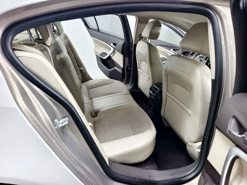 Buick Regal — миниатюра 16