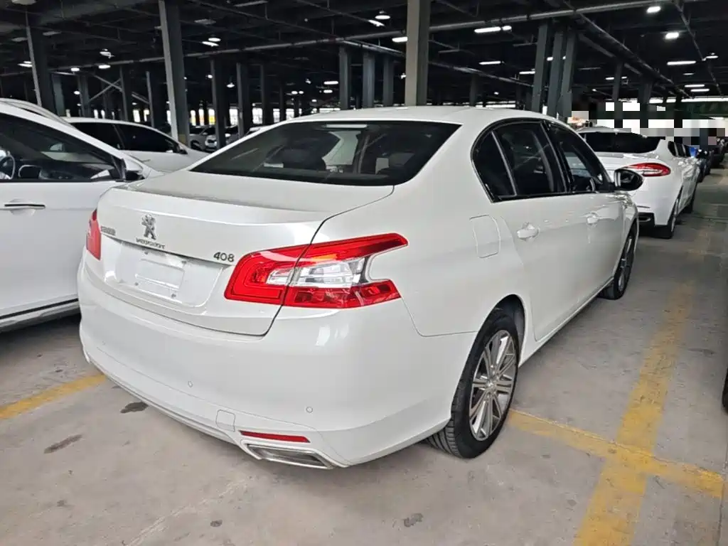 Peugeot 408 — миниатюра 7