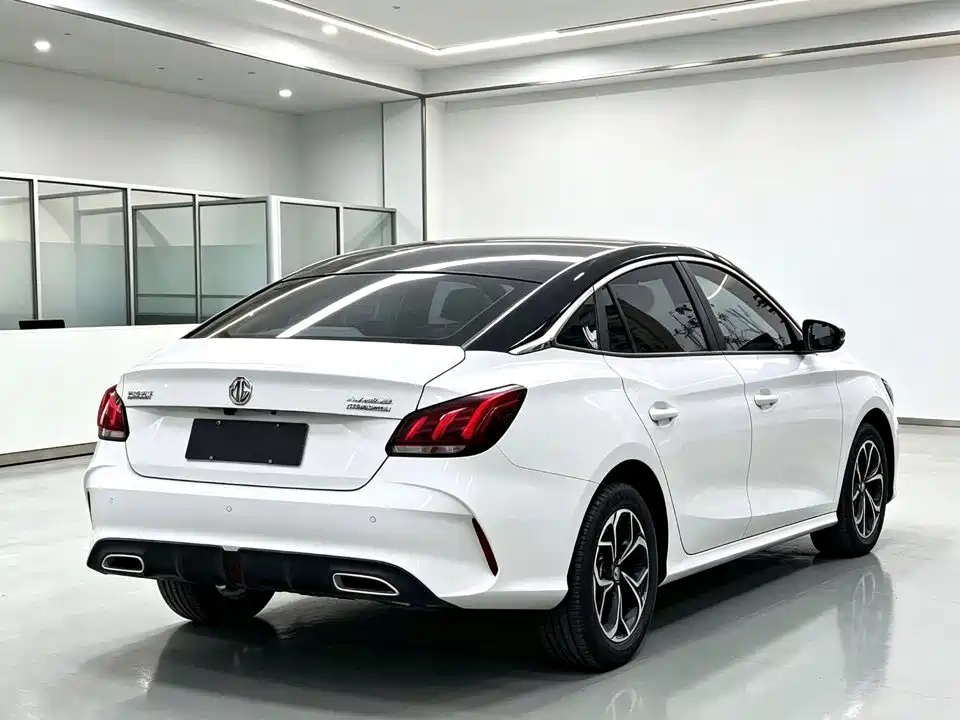 MG MG5 — миниатюра 10
