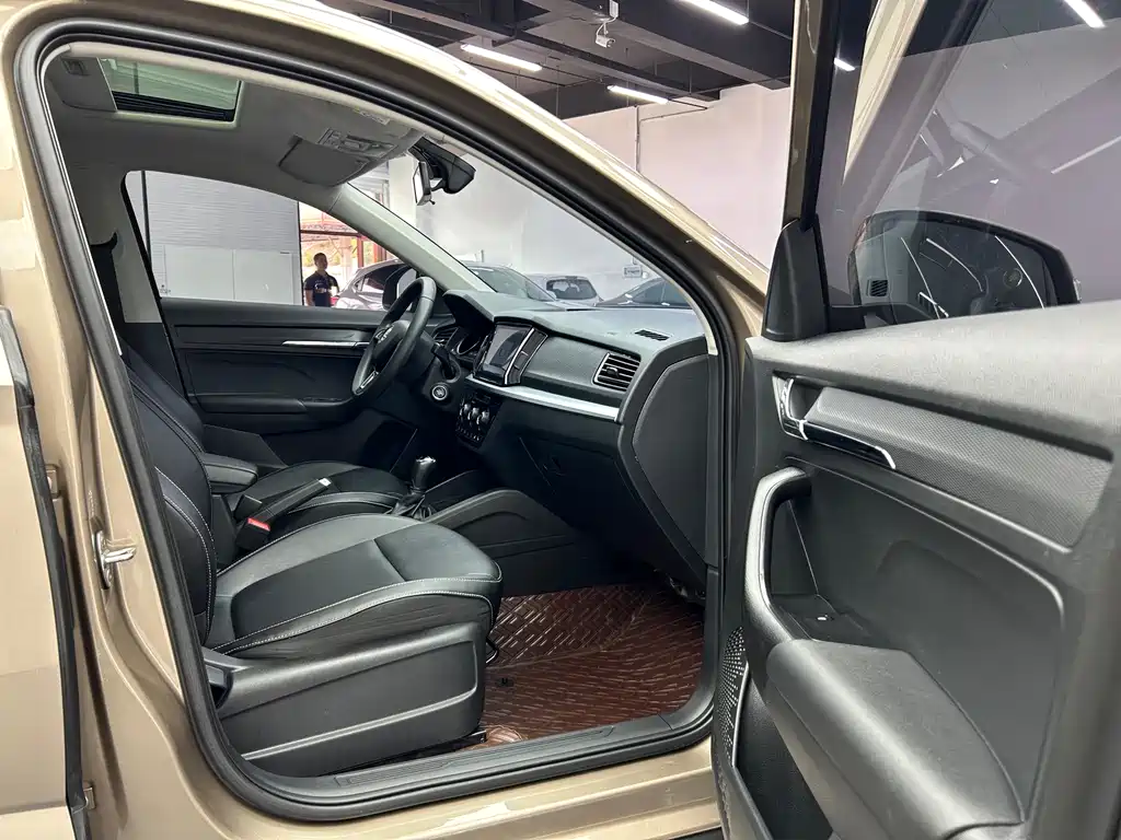 Skoda Kamiq - фото 21