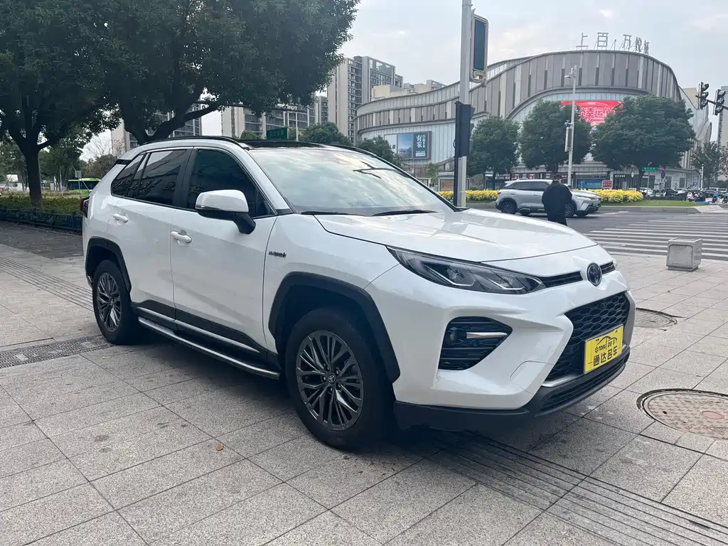 Toyota Wildlander — миниатюра 2